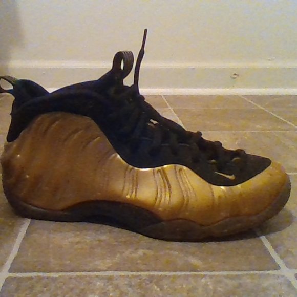 shoes - Picture 2 of 3